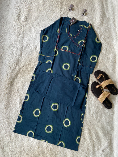 Cotton Angarakha Kurti And Palazzo. Cotton Kurtis Sets For Women Online India. Shop the Latest Festive Summer Collection at Shivani Designer Kurti.