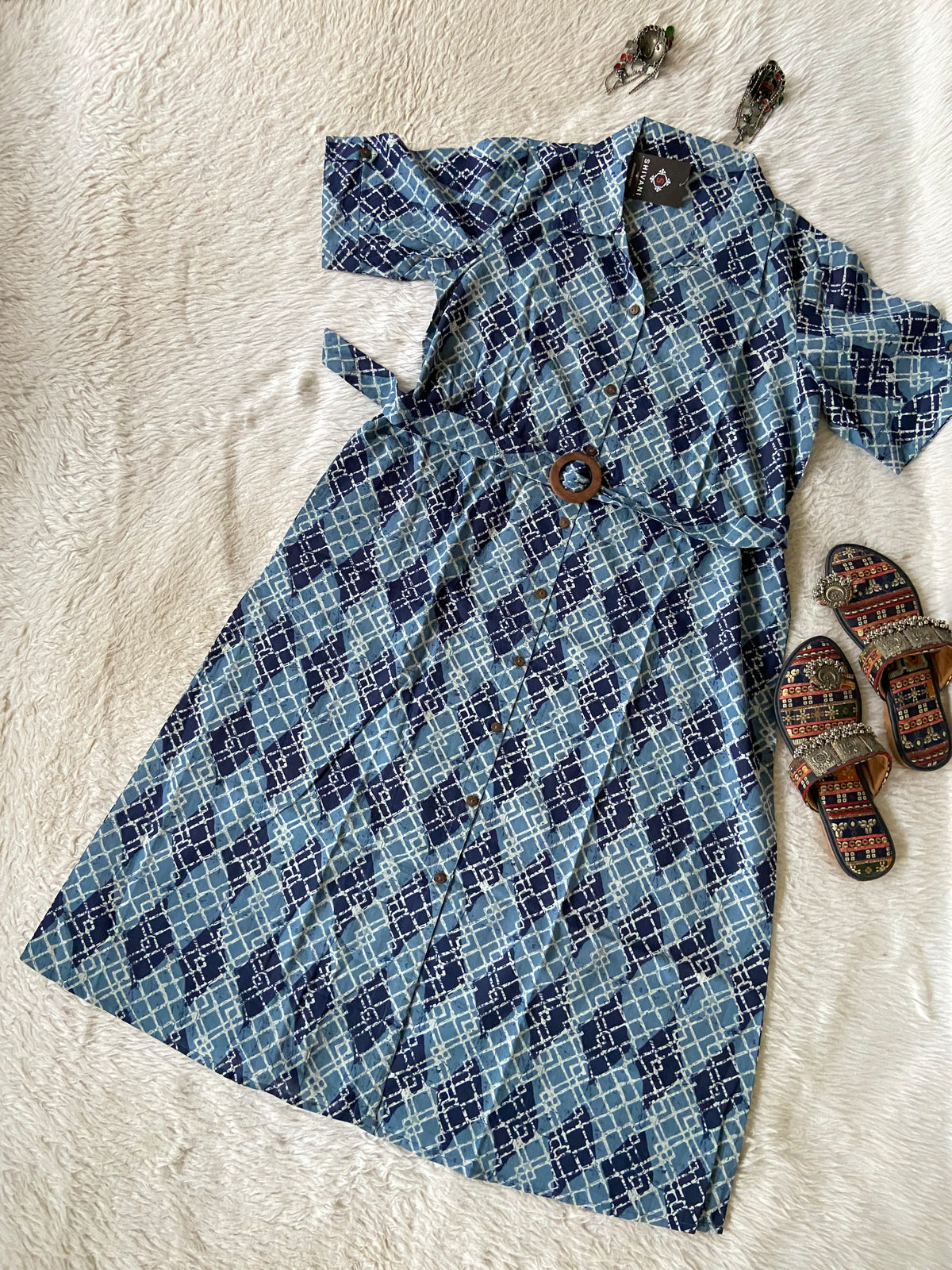Midi Cotton Aline Kurti With Belt. Cotton Kurtis Sets For Women Online India. Shop the Latest Festive Summer Collection at Shivani Designer Kurti.