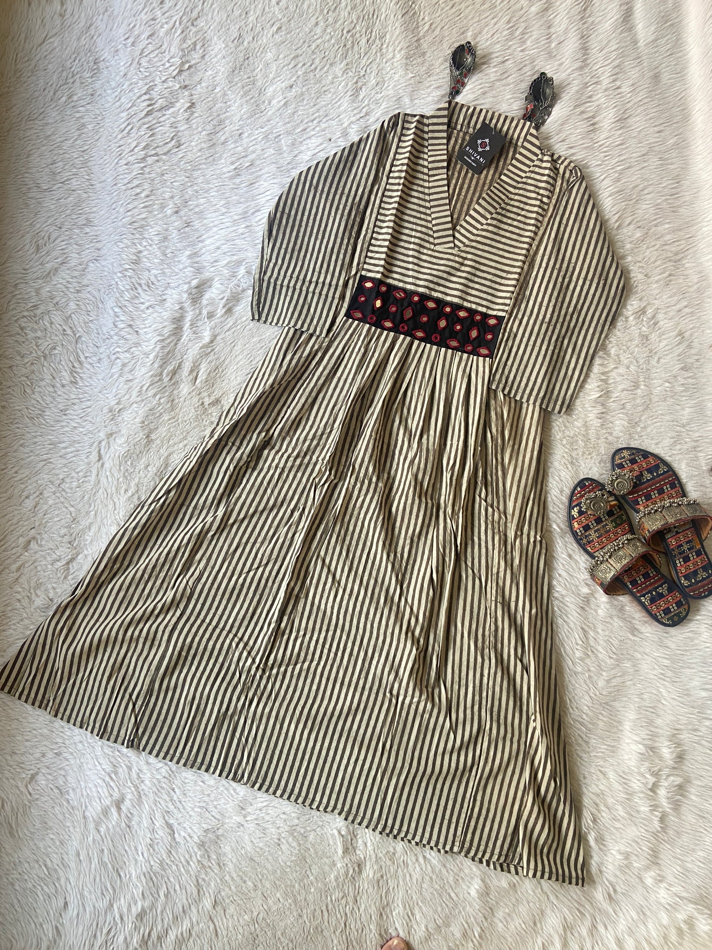 Cotton Midi, Cotton Aline Kurti With Mirror Work (Gamthi Kurti). Cotton Kurti For Women online India. Shop the Latest Festive Summer Collection at Shivani Designer Kurti.
