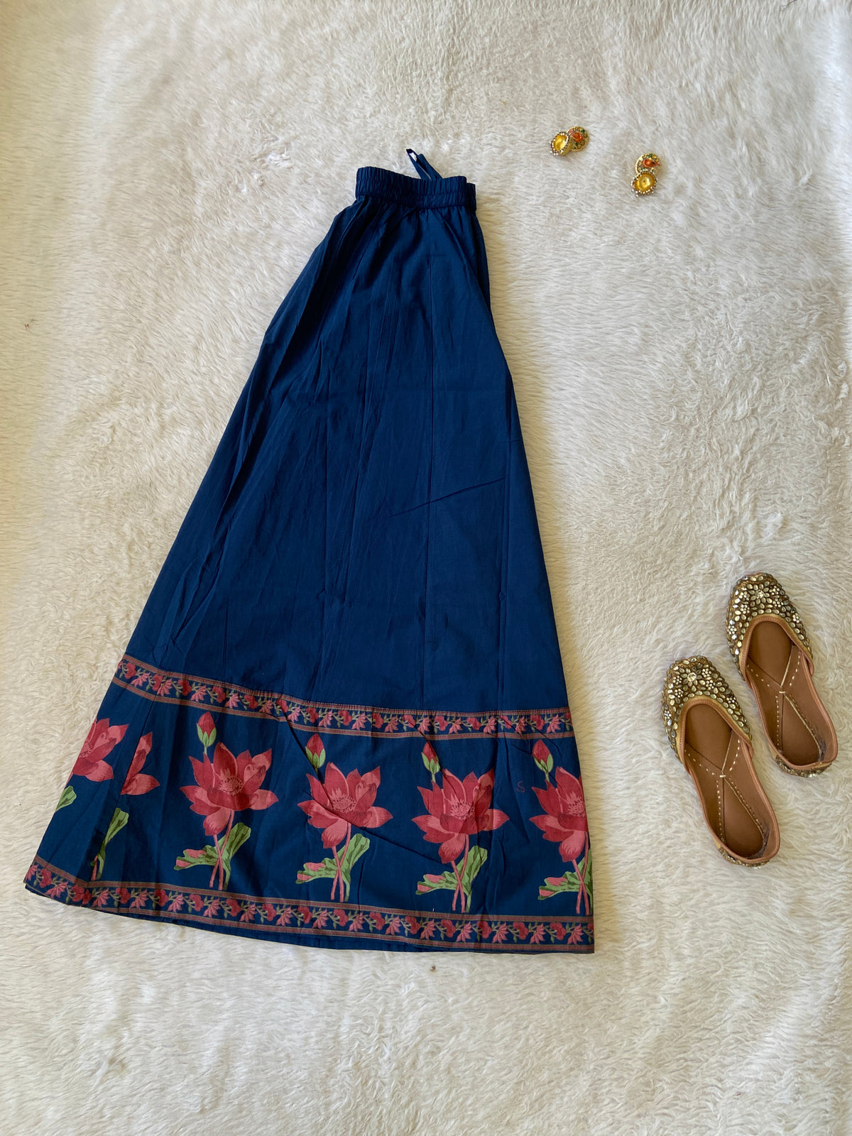 Gopi Dress. Printed Cotton Short Kurti With Skirt And Dupatta. Cotton Suit Sets For Women Online India. Shop the Latest Festive Summer Collection at Shivani Designer Kurti.