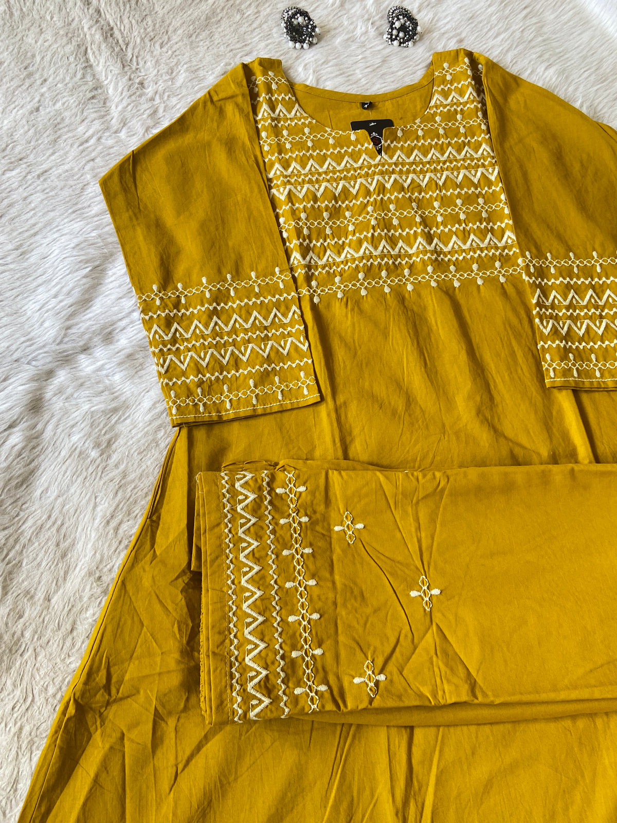 Flower Embroidery Work Cotton Aline Kurti With Palazzo. Cotton Kurti Sets For Women Online India. Shop the Latest Festive Summer Collection at Shivani Designer Kurti.
