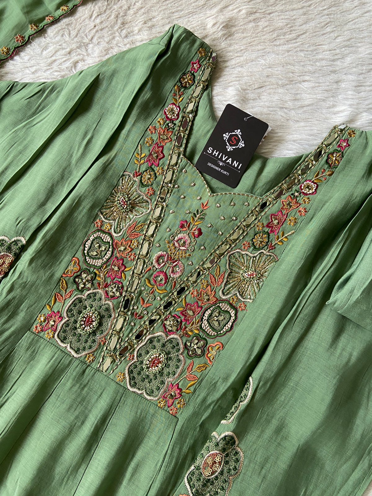 Premium Designer Anarkali Suit. Silk Suit Sets For Women Online India. Shop the Latest Festive Summer Collection at Shivani Designer Kurti.