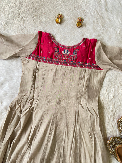 Premium Designer Anarkali Suit. Silk Suit Sets For Women Online India. Shop the Latest Festive Summer Collection at Shivani Designer Kurti.