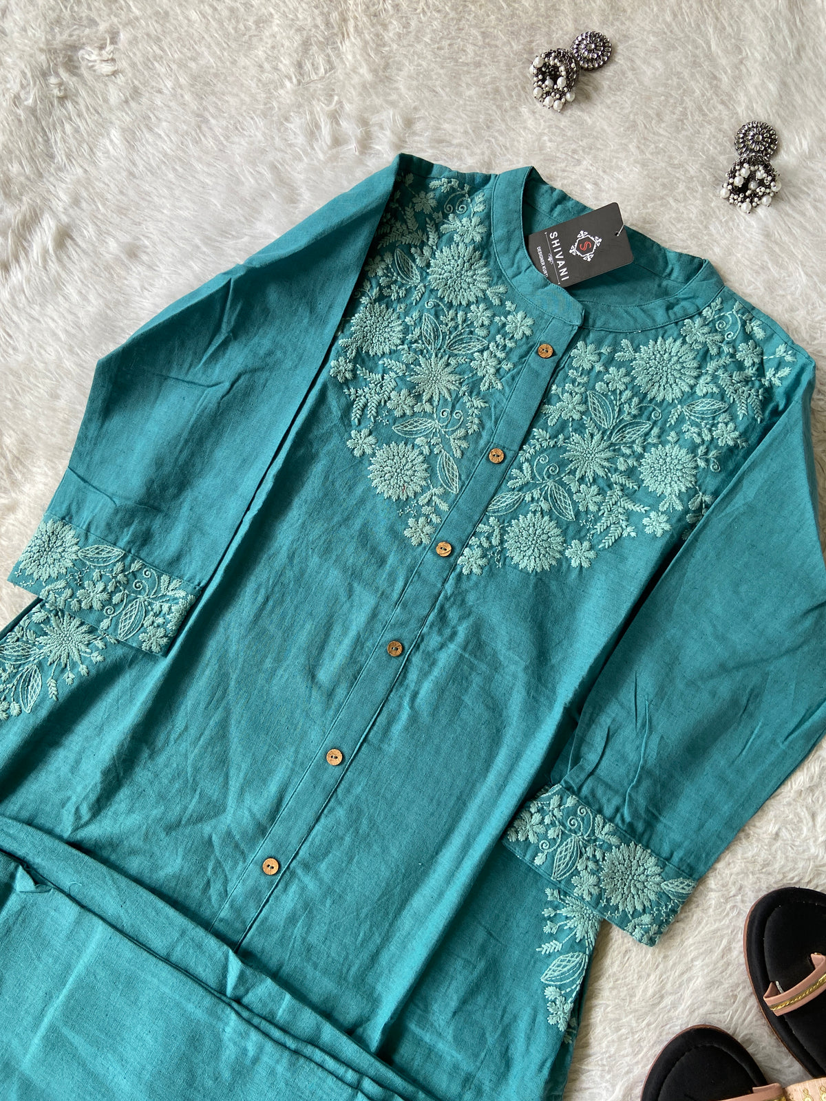 lakhnavi Aline Kurti With Palazzo. Cotton Kurti Sets For Women Online India. Shop the Latest Festive Summer Collection at Shivani Designer Kurti.