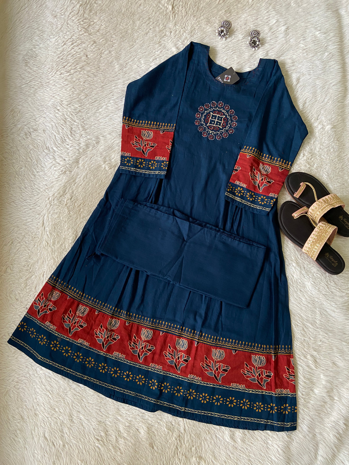 Real Mirror Work Cotton Aline Kurti And Palazzo (Gamthi Pair). Cotton Aline Kurti Sets For Women Online India. Shop the Latest Festive Summer Collection at Shivani Designer Kurti.