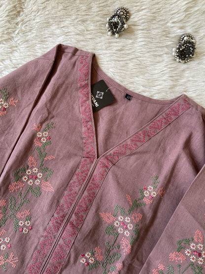 Cross Stitch Embroidery Work Cotton Straight Kurti With Palazzo. Cotton Kurti Sets For Women Online India. Shop the Latest Festive Summer Collection at Shivani Designer Kurti.