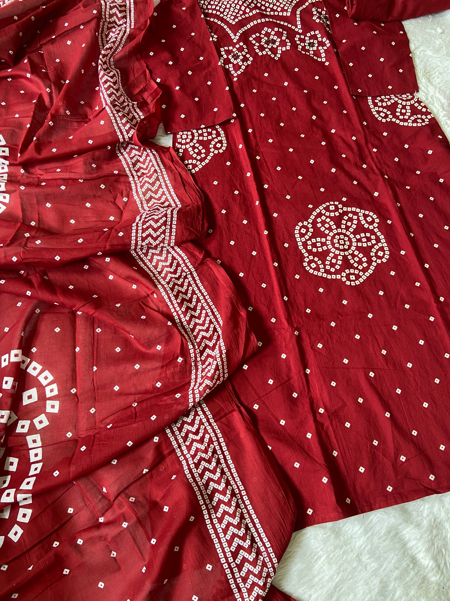 Bandani / Bandhej Print Cotton Aline Kurti With Palazzo And Dupatta.. Cotton Suit Sets For Women Online India. Shop the Latest Festive Summer Collection at Shivani Designer Kurti.