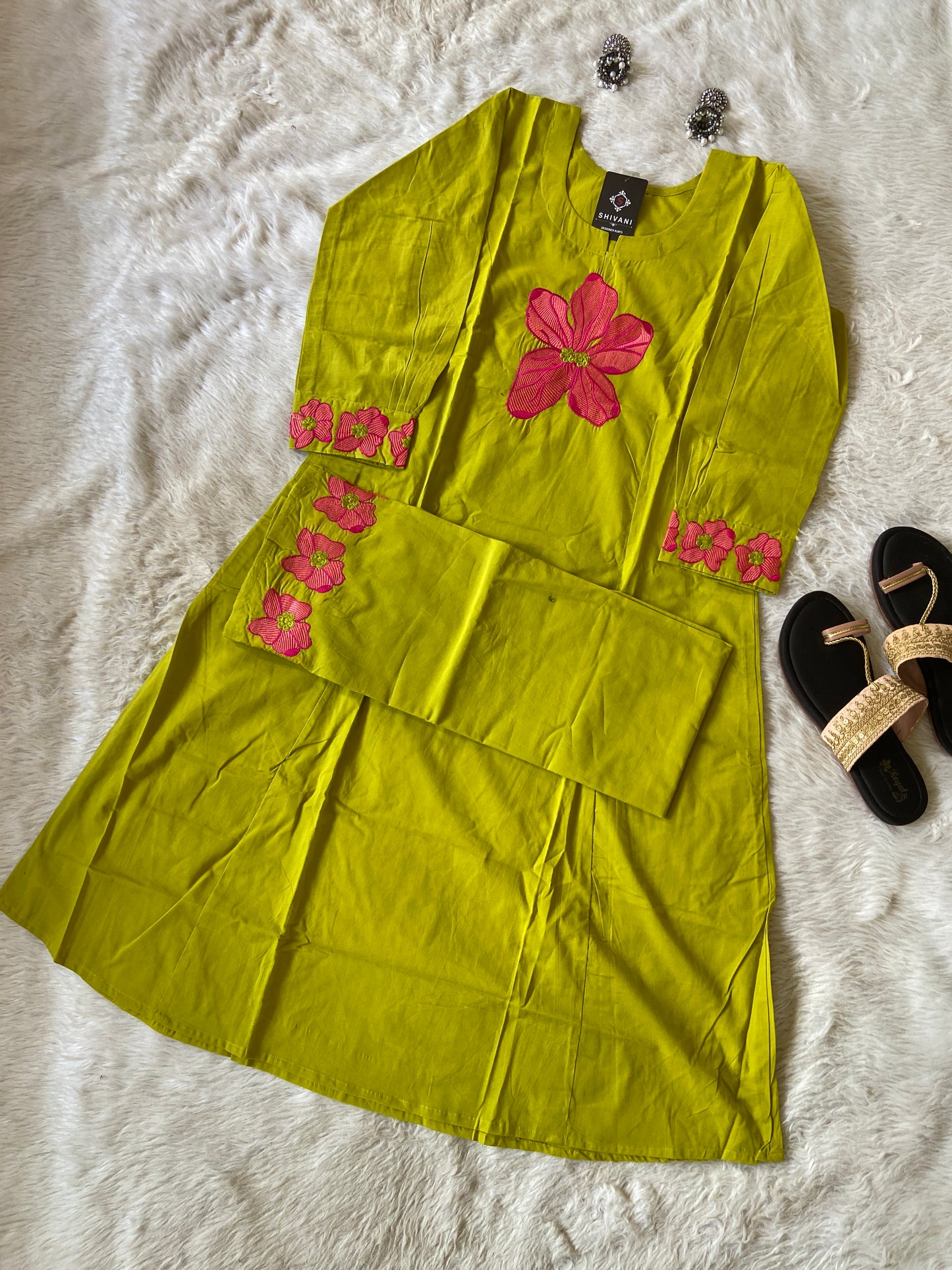 Flower Work In Sleeeve, Palazzo And Neck, Beautiful Aline Kurti With Plain Palazzo. Cotton Aline Kurti Sets For Women
