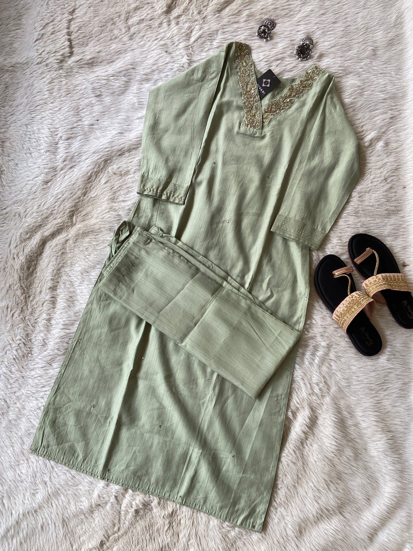 VNeck With Beautiful Handwork, StraightCut Kurti With Palazzo. Silk StraightCut Kurti Sets For Women