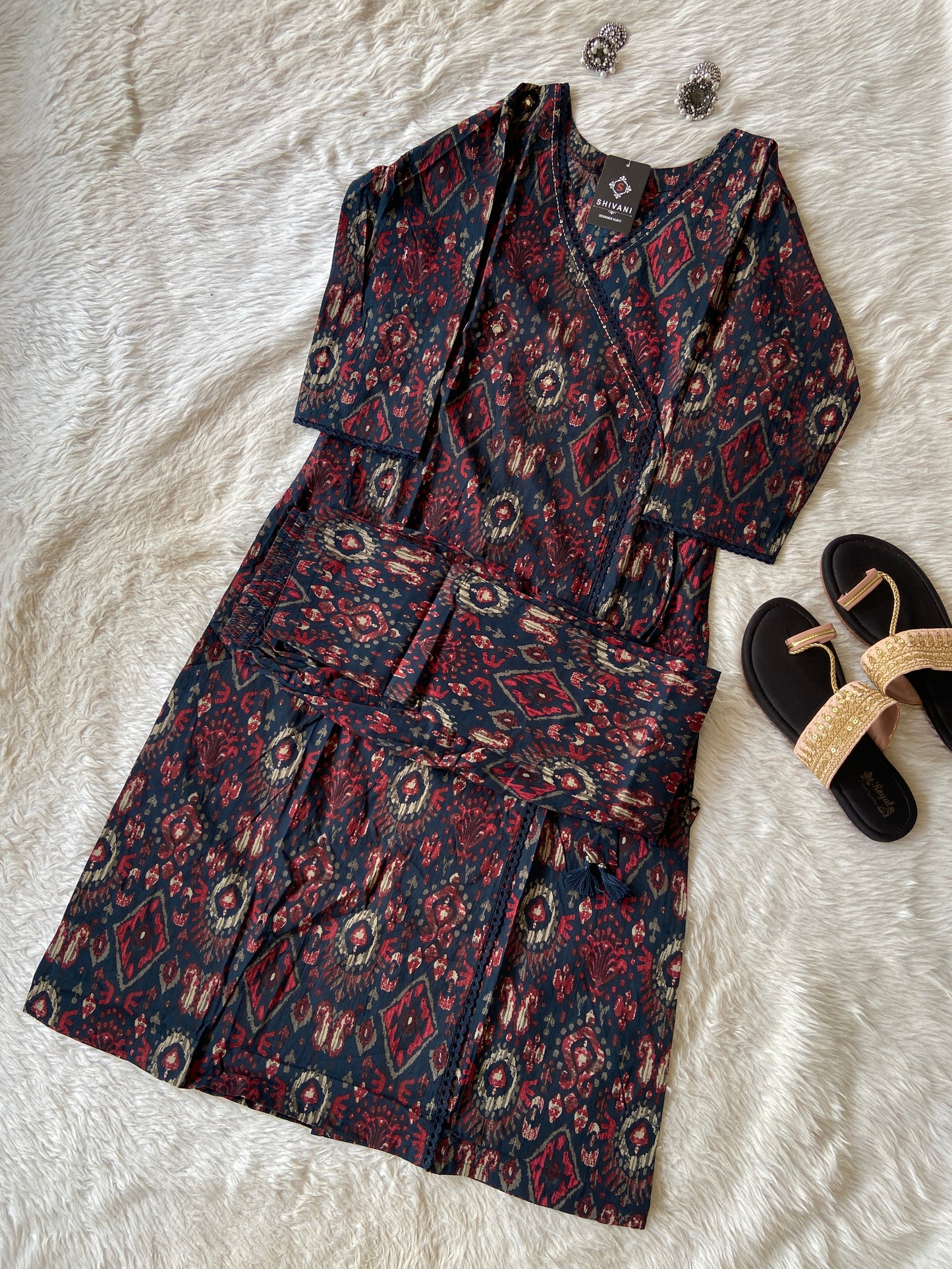 Ikkat Print Straight Kurti With Palazzo. Cotton Straight Kurti Sets For Women.