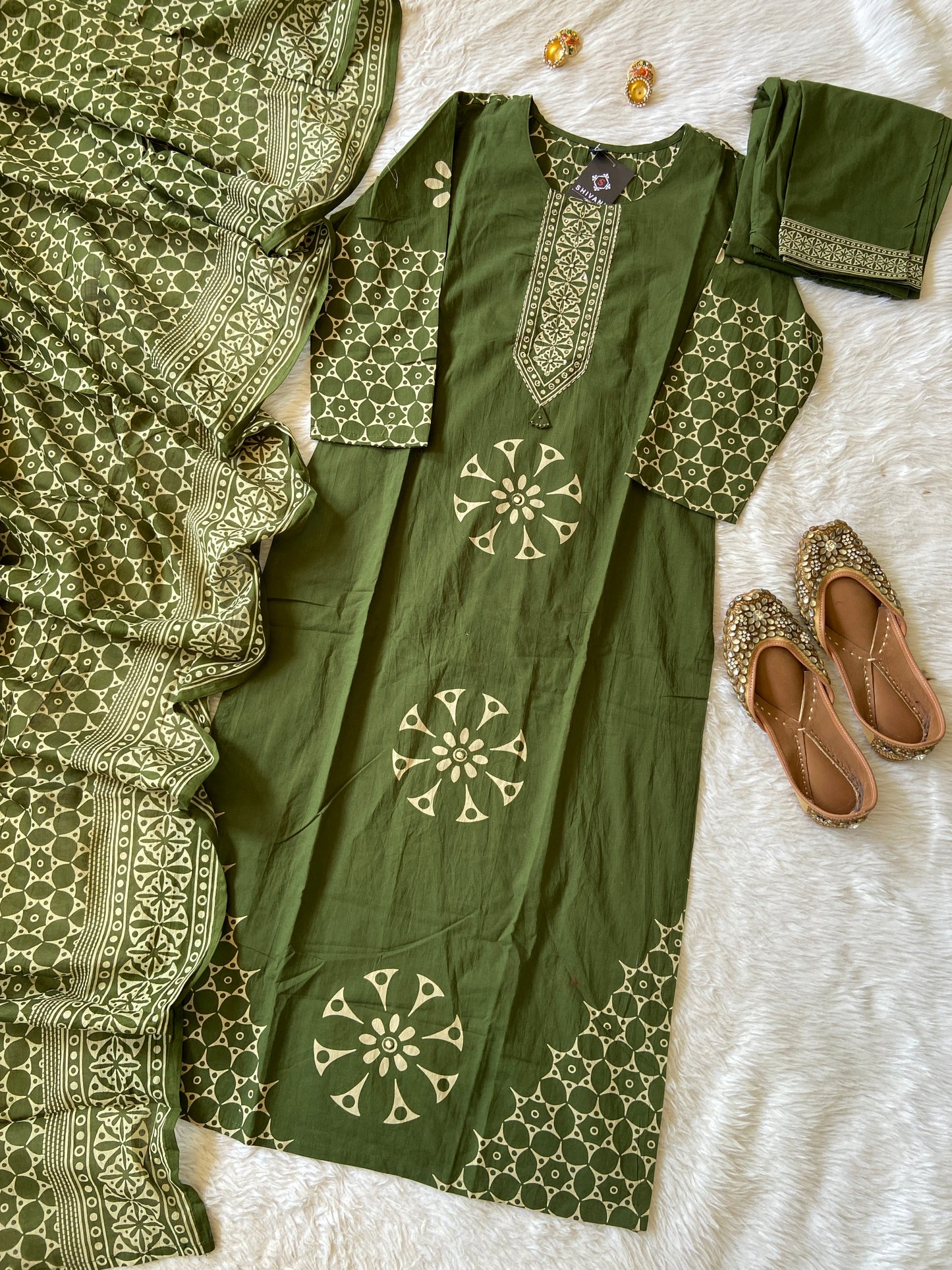 Cotton Straight Kurti With Matching Pant And Dupatta, Cotton Straight Kurti Suit Sets For Women