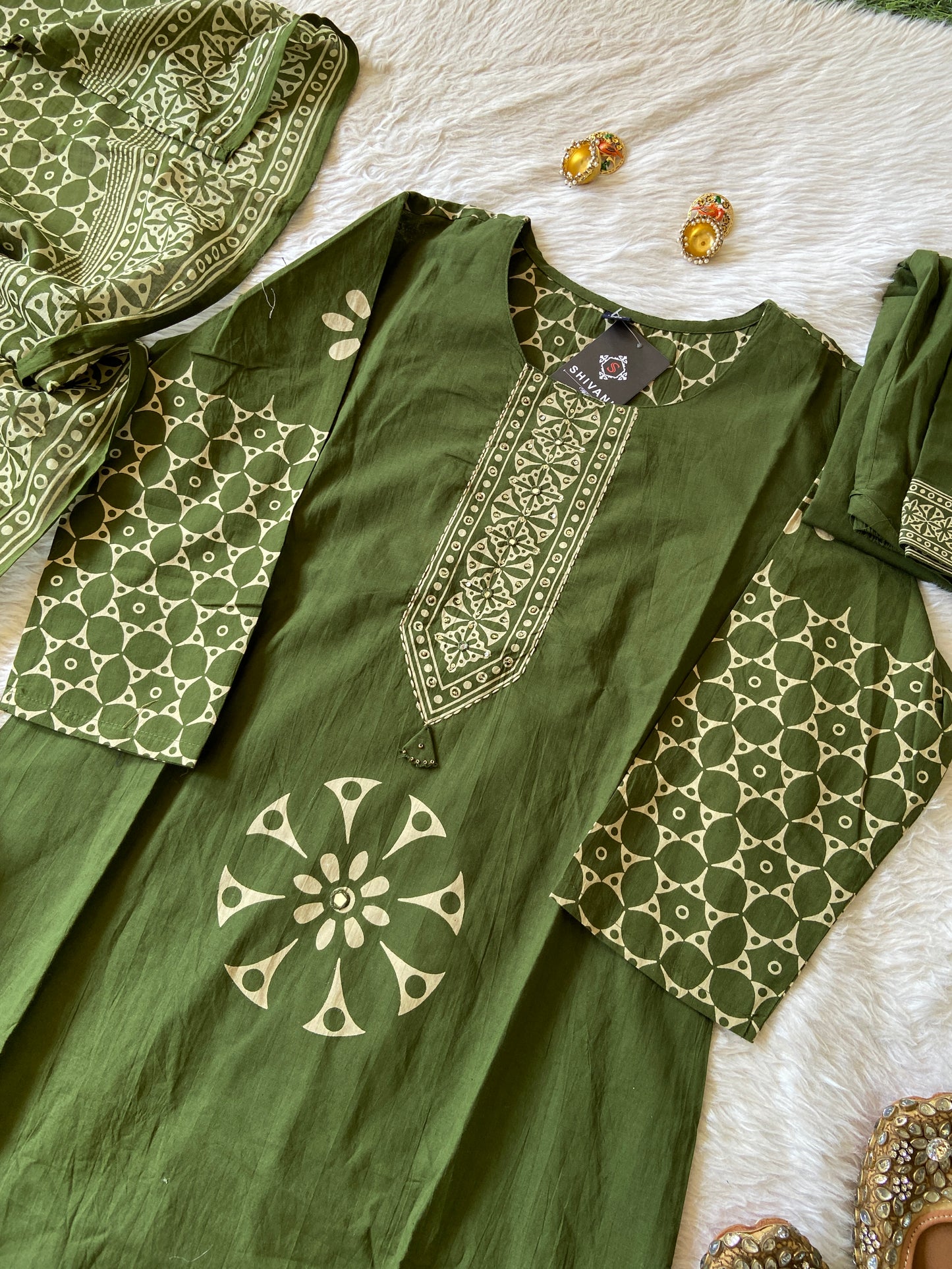 Cotton Straight Kurti With Matching Pant And Dupatta, Cotton Straight Kurti Suit Sets For Women