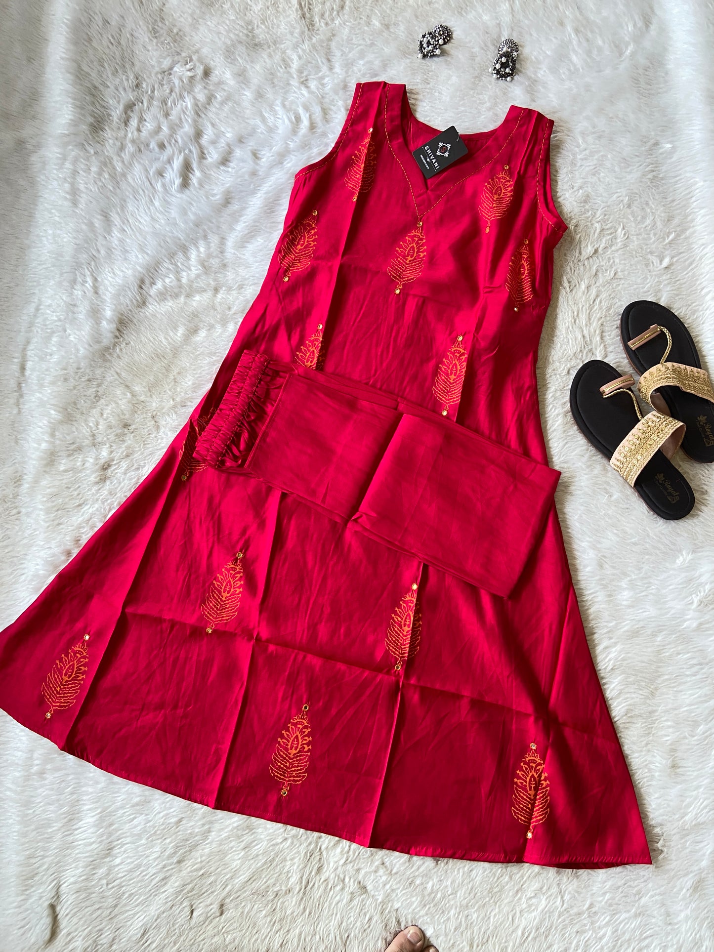 Sleeveless Aline Kurti With Block Print And Matching Palazzo, Sleeve Attched 3/4th. Silk Aline Kurti Sets For Women.