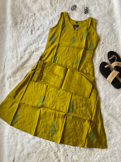 Sleeveless Aline Kurti With Block Print And Matching Palazzo, Sleeve Attched 3/4th. Silk Aline Kurti Sets For Women.