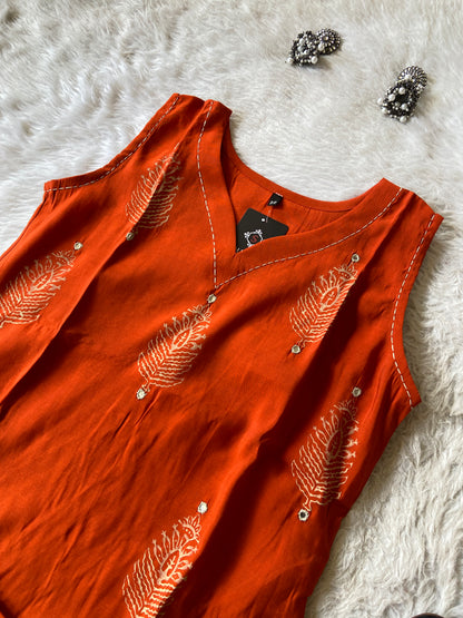 Sleeveless Aline Kurti With Block Print And Matching Palazzo, Sleeve Attched 3/4th. Silk Aline Kurti Sets For Women.