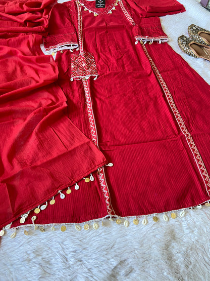 Cowrie Shells Work In Neck, Sleeve And Dupatta. (Mobile Pocket, With No Real Mirror). Its Come With Palazzo And Dupatta. Cotton Premium Collection. Cotton Straight Suit Sets For Women.