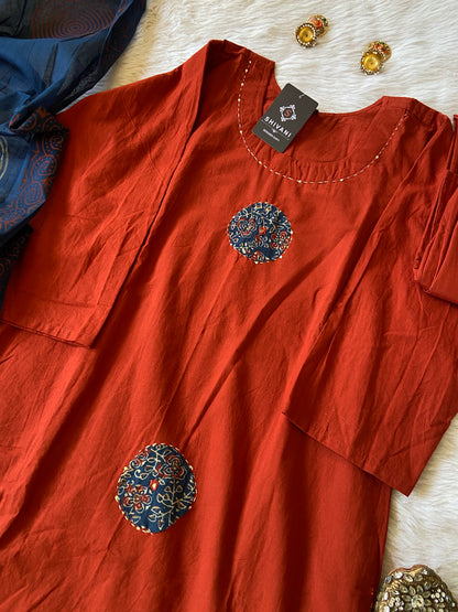 Straight Kurti With Palazzo And Dupatta (Gamthi Pair). Cotton Straight Kurti Suit Sets For Women.