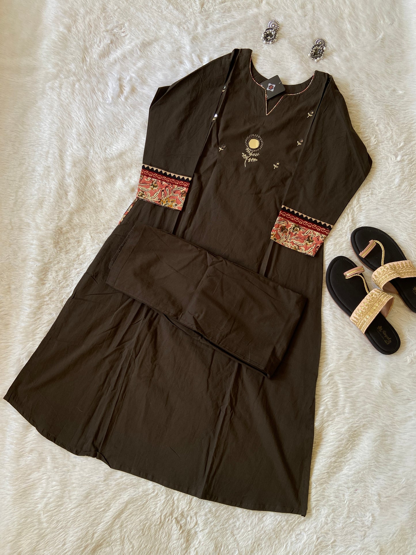 Mirror Worl Kurti With Plain Palazzo. Cotton Kurti Sets For Women.