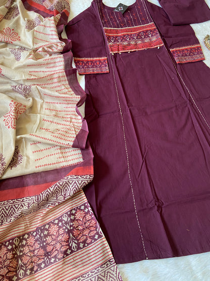 Cotton Kurti With Pant And Dupatta (Gamthi Pair). Cotton Straight Kurti Suit Sets For Women.