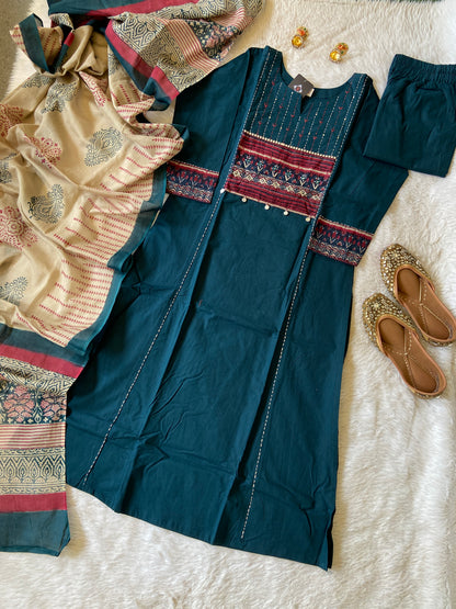 Cotton Kurti With Pant And Dupatta (Gamthi Pair). Cotton Straight Kurti Suit Sets For Women.