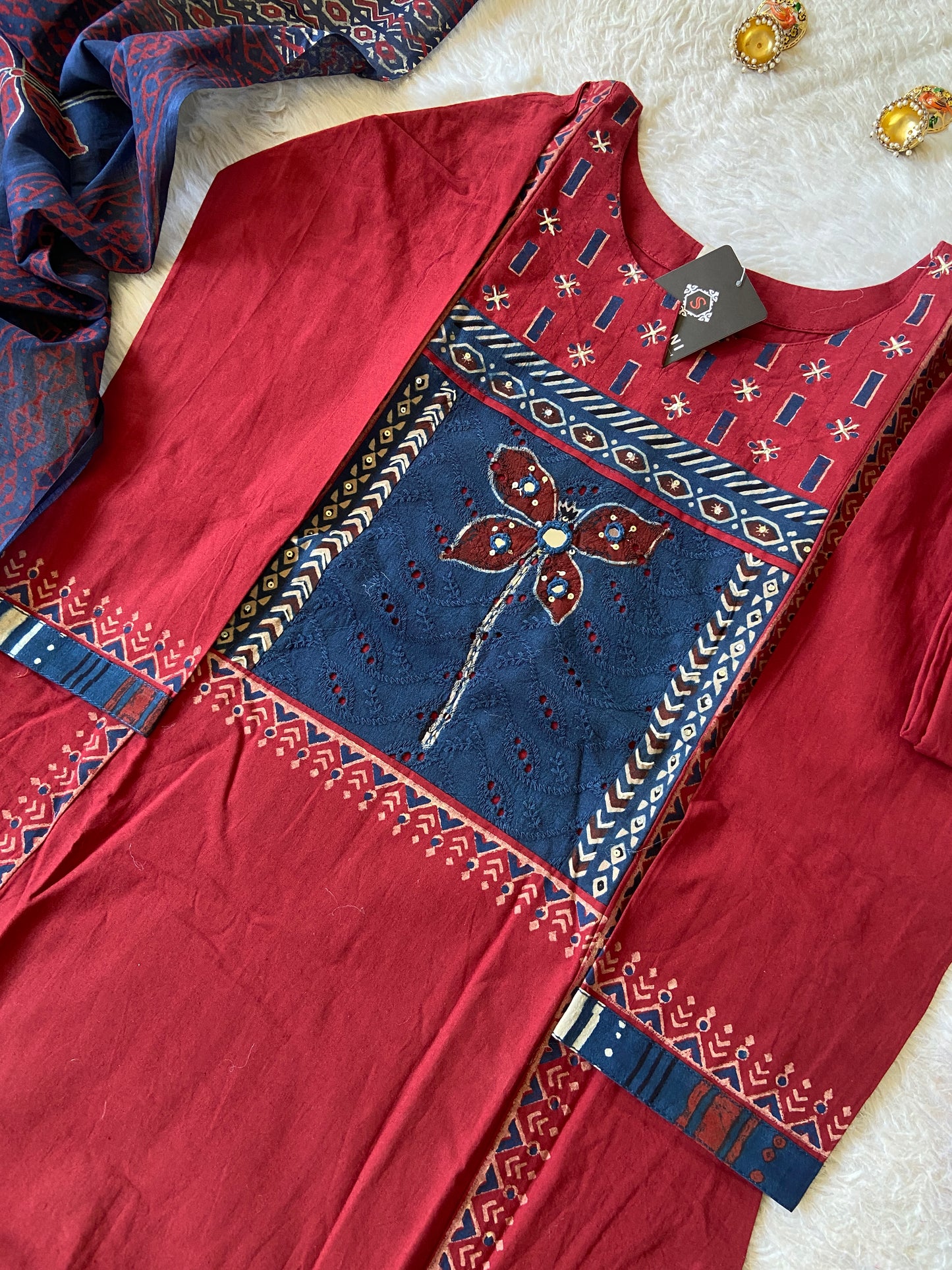 Cotton Kurti With Pant And Dupatta (Gamthi Pair). Cotton Straight Kurti Suit Sets For Women.