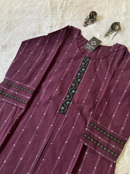 Cotton Straight cut Kurtis With Beautiful Work In Neck. Cotton Straight Kurti For Women.
