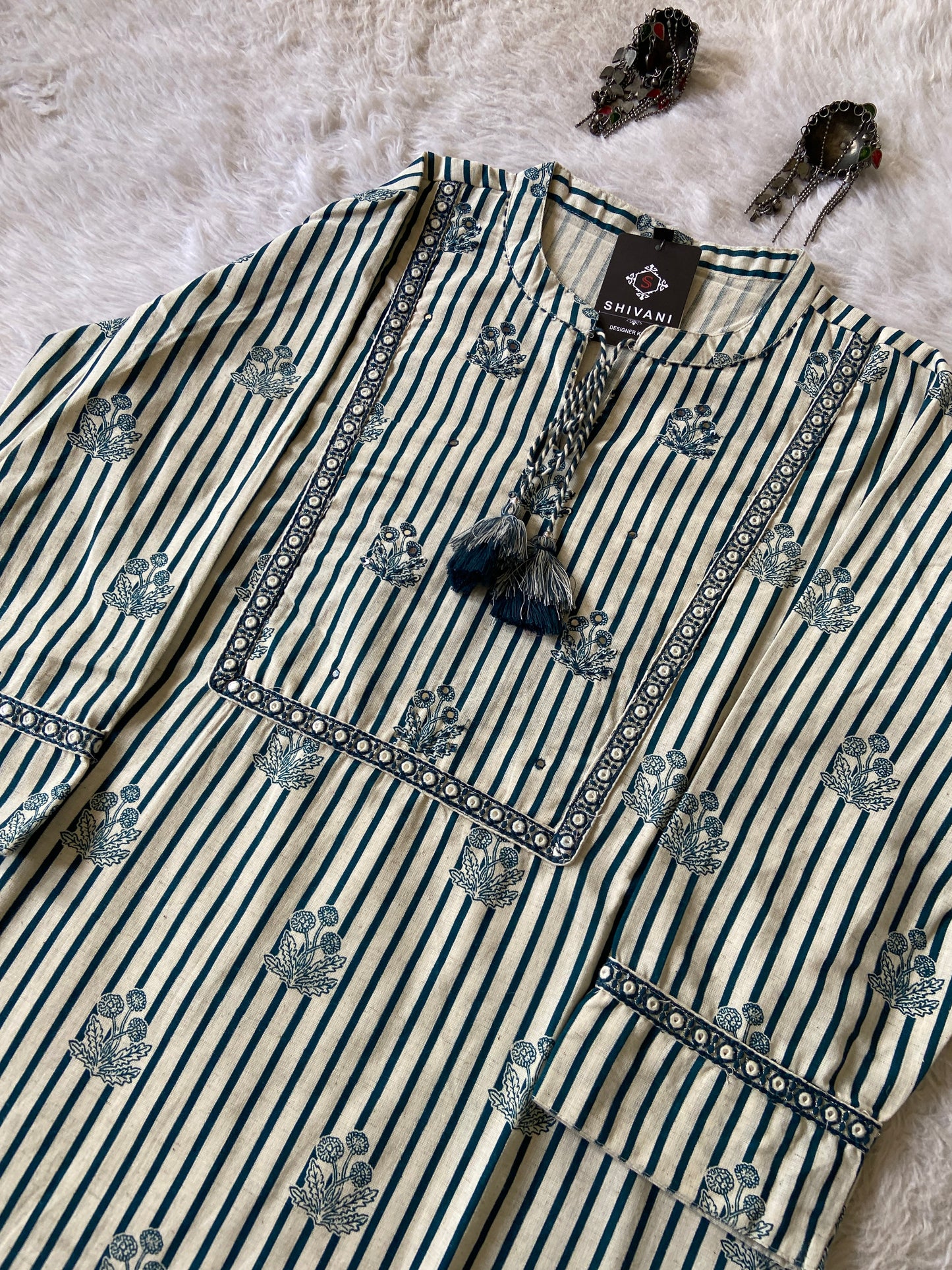 Cotton Straight cut Kurtis With Beautiful Work In Neck. Cotton Straight Kurti For Women.