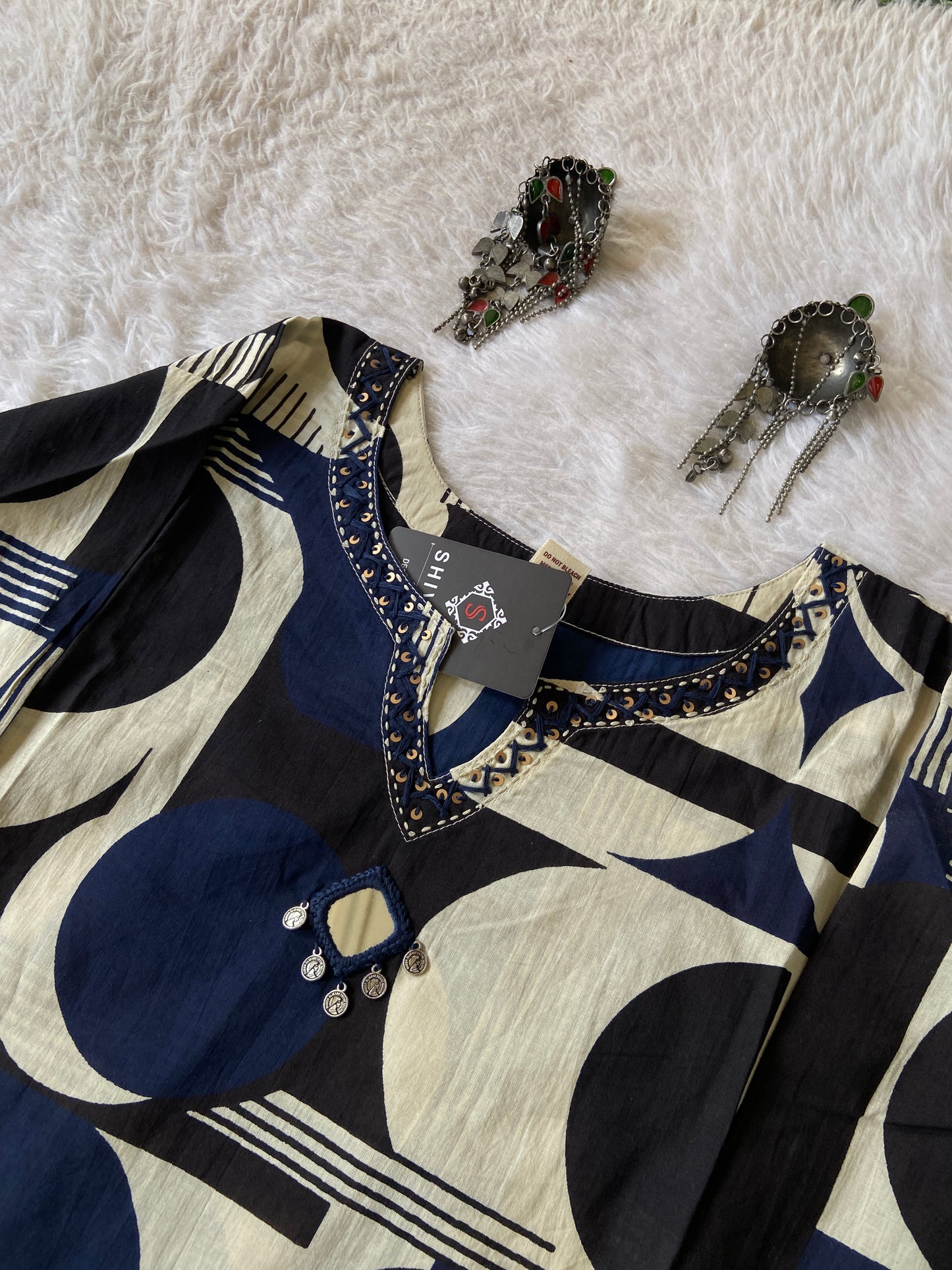 Cotton Straight cut Kurtis With Beautiful Work In Neck. Cotton Straight Kurti For Women.