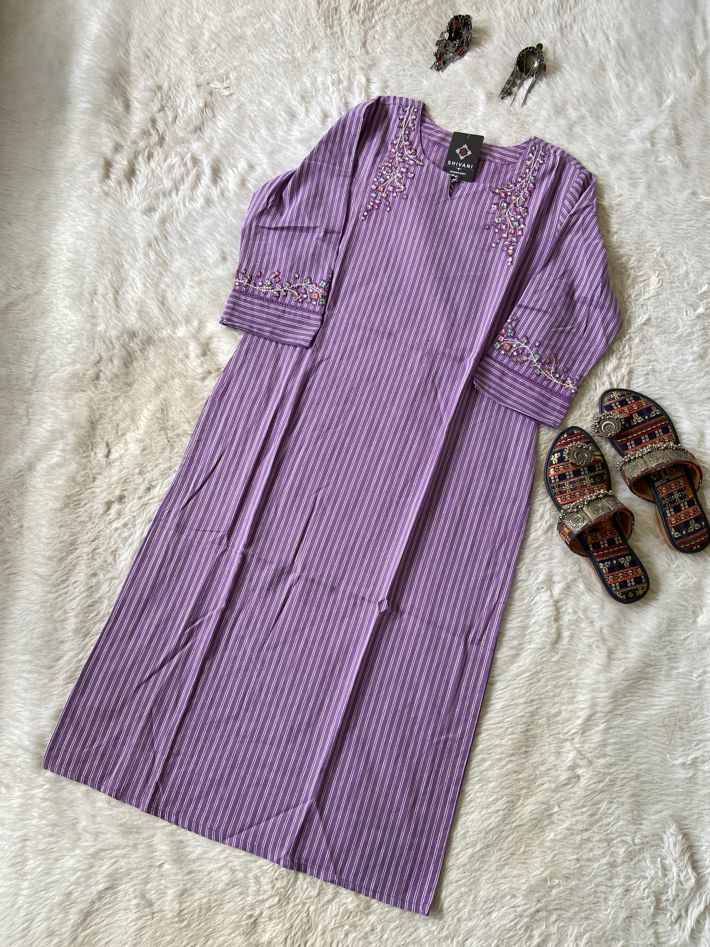 Cotton Straight cut Kurtis With Beautiful Work In Neck. Cotton Straight Kurti For Women.