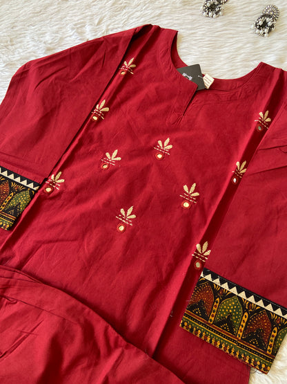 Cotton Mirror Work Straight Kurti With Palazzo. (Gamthi Pair). Cotton Staright Kurti Sets For Women.
