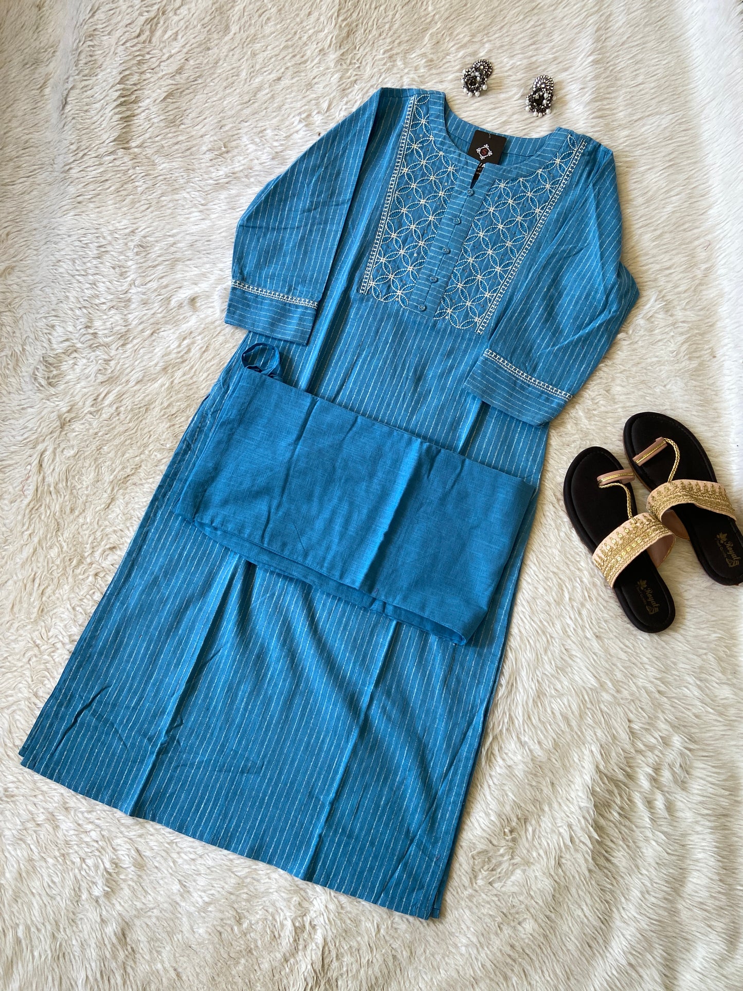 Embroidery Work In Neck, Straight Kurti With Palazzo. Cotton Straight Kurti Sets For Women