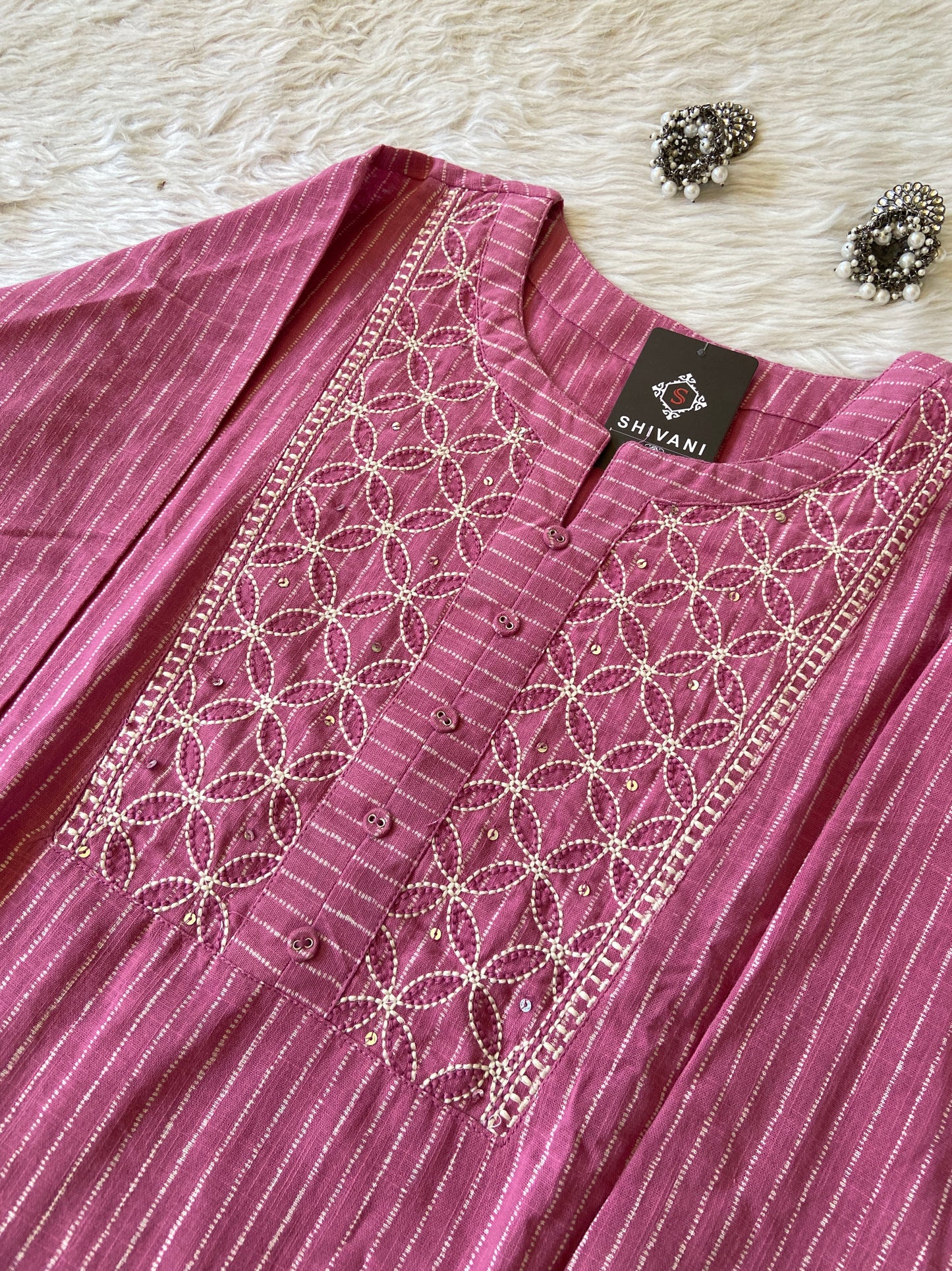 Embroidery Work In Neck, Straight Kurti With Palazzo. Cotton Straight Kurti Sets For Women.