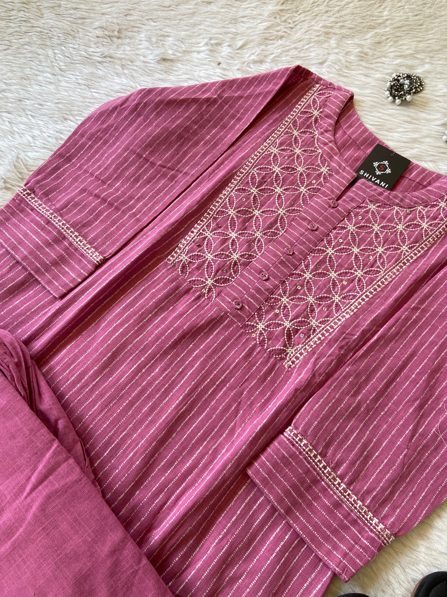 Embroidery Work In Neck, Straight Kurti With Palazzo. Cotton Straight Kurti Sets For Women.