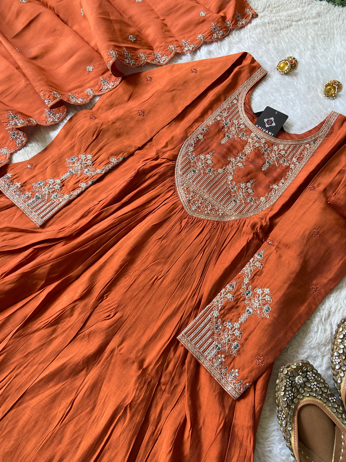 Full Sleeve Anarakli Kurti With Pant And Dupatta. SIlk Anarkali Suit Sets For Women.