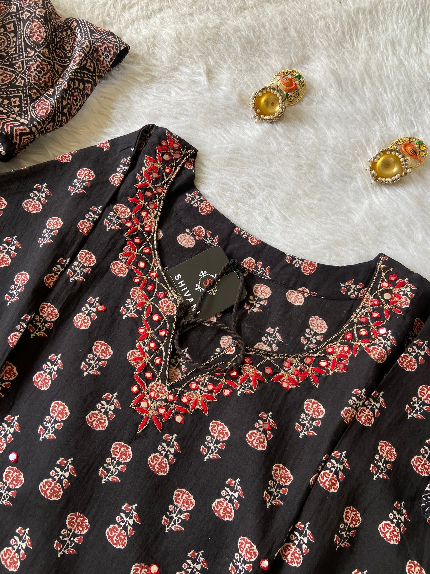 Jaipuri Cotton Straight Kurti With Pant And Dupatta. Cotton Straight Suit Sets For Women.
