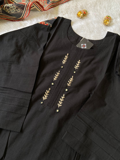 Cotton Straight Kurti With Palazzo And Dupatta (Gamthi Pair). Cotton Suit Sets For Women.