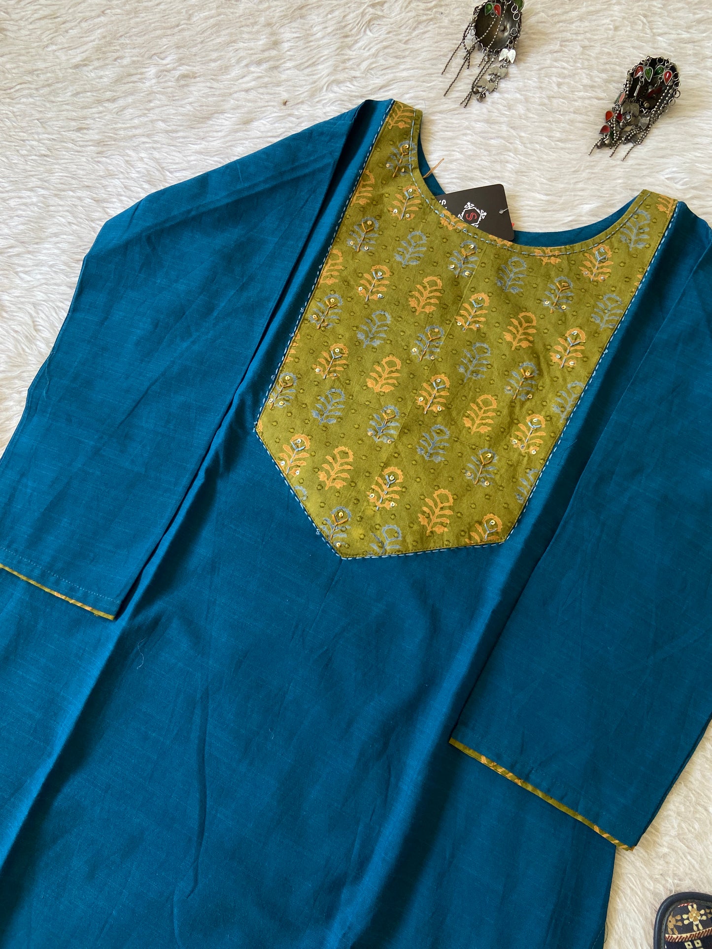 Cotton Straight Patch Work Kurti (Gamthi Kurti). Cotton Kurti For Women.