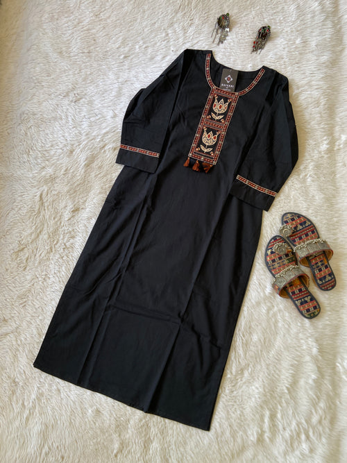 Cotton Straight Kurti (Gamthi Kurti). Cotton Kurti For Women.