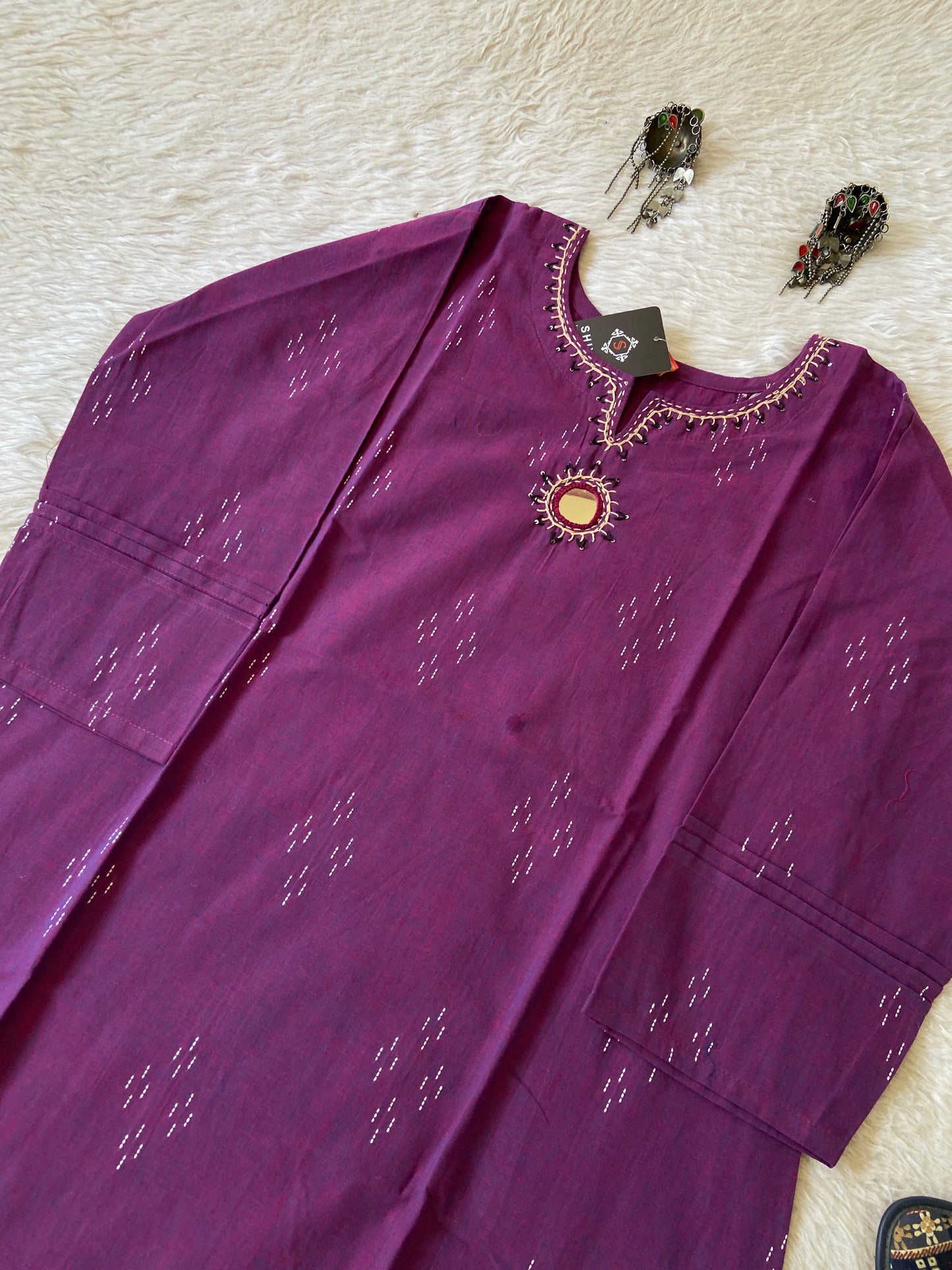 Cotton Straight Kurti With Mirror Work In Neck (Gamthi Kurti). Cotton Kurti For Women.