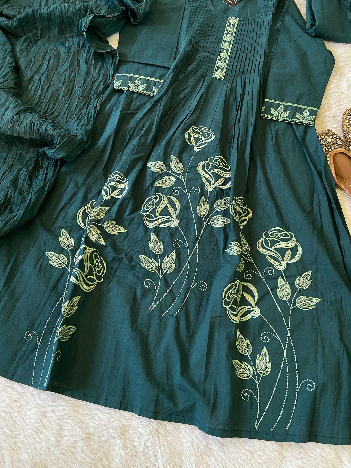 Flower Embroidery Work Aline Cotton Kurti, Pant And Dupatta. Cotton Suit Sets For Women.