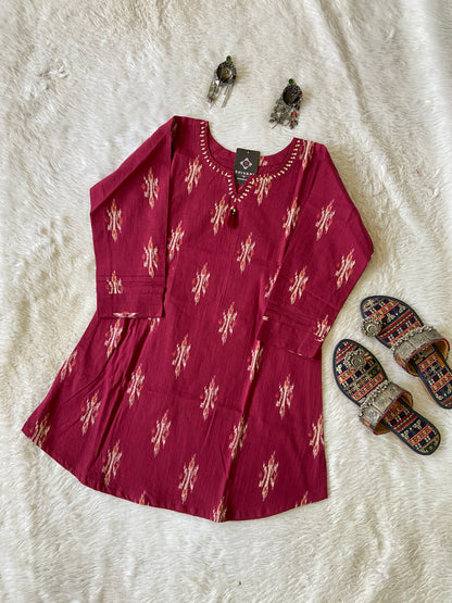 Printed Cotton Short Top With Neck Work. Cotton Short top For Women.