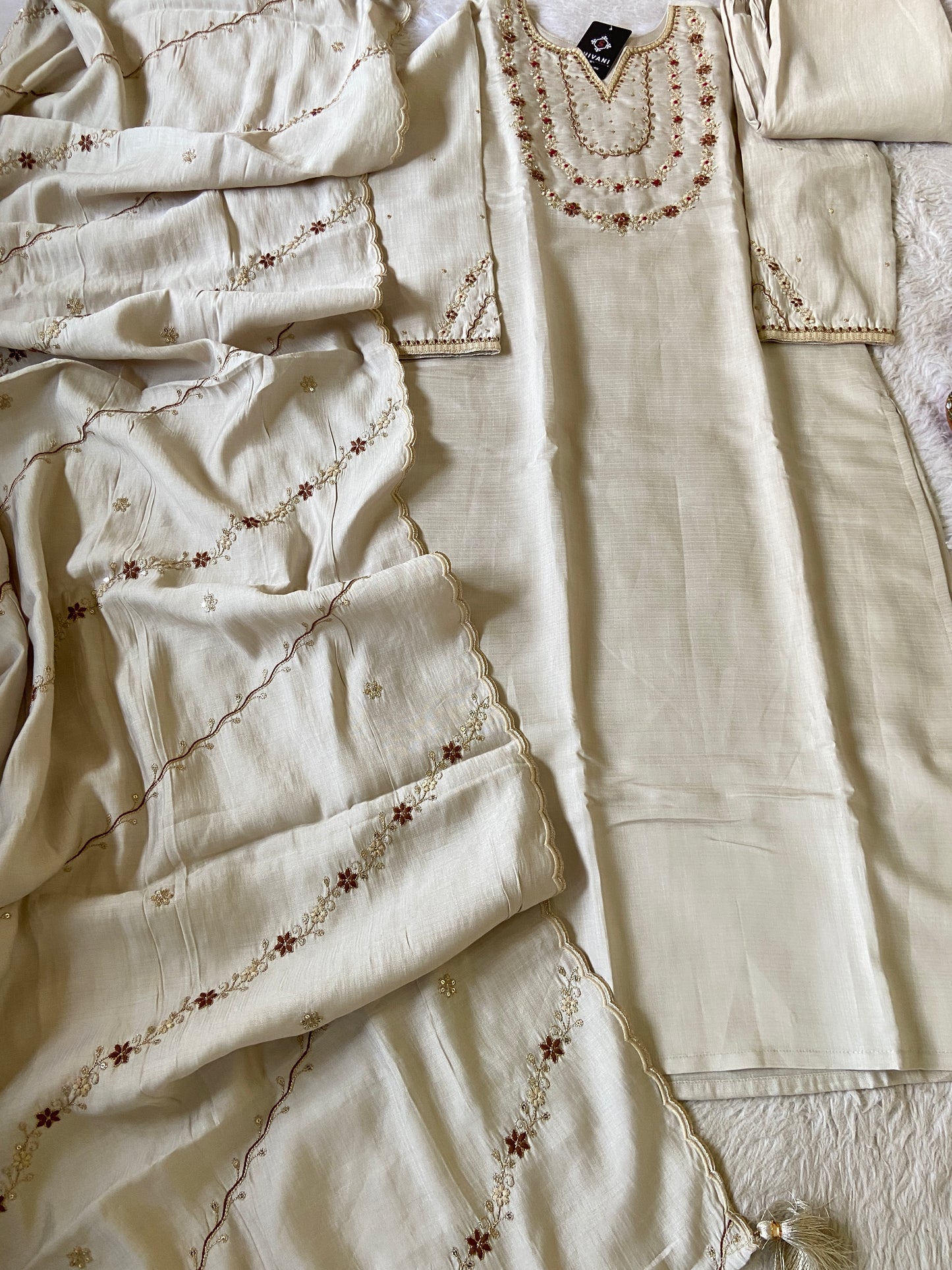 Silk Straight Kurtis With Beautiful Embroidery Work In Sleeve And Dupatta With Pant And Dupatta. Silk Suit Sets For Women Online India. Shop the Latest Festive Summer Collection at Shivani Designer Kurti.