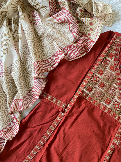 Cotton Embroidery Work Aline Kurti With Palazzo And Block Print Dupatta (Gamthi Pair). Cotton Suit Sets For Women Online India. Shop the Latest Festive Summer Collection at Shivani Designer Kurti.